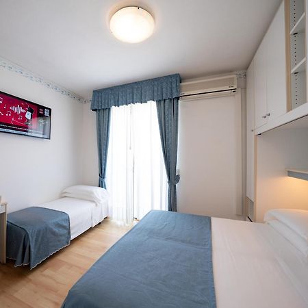Hotel Laurin Lido di Jesolo Luaran gambar