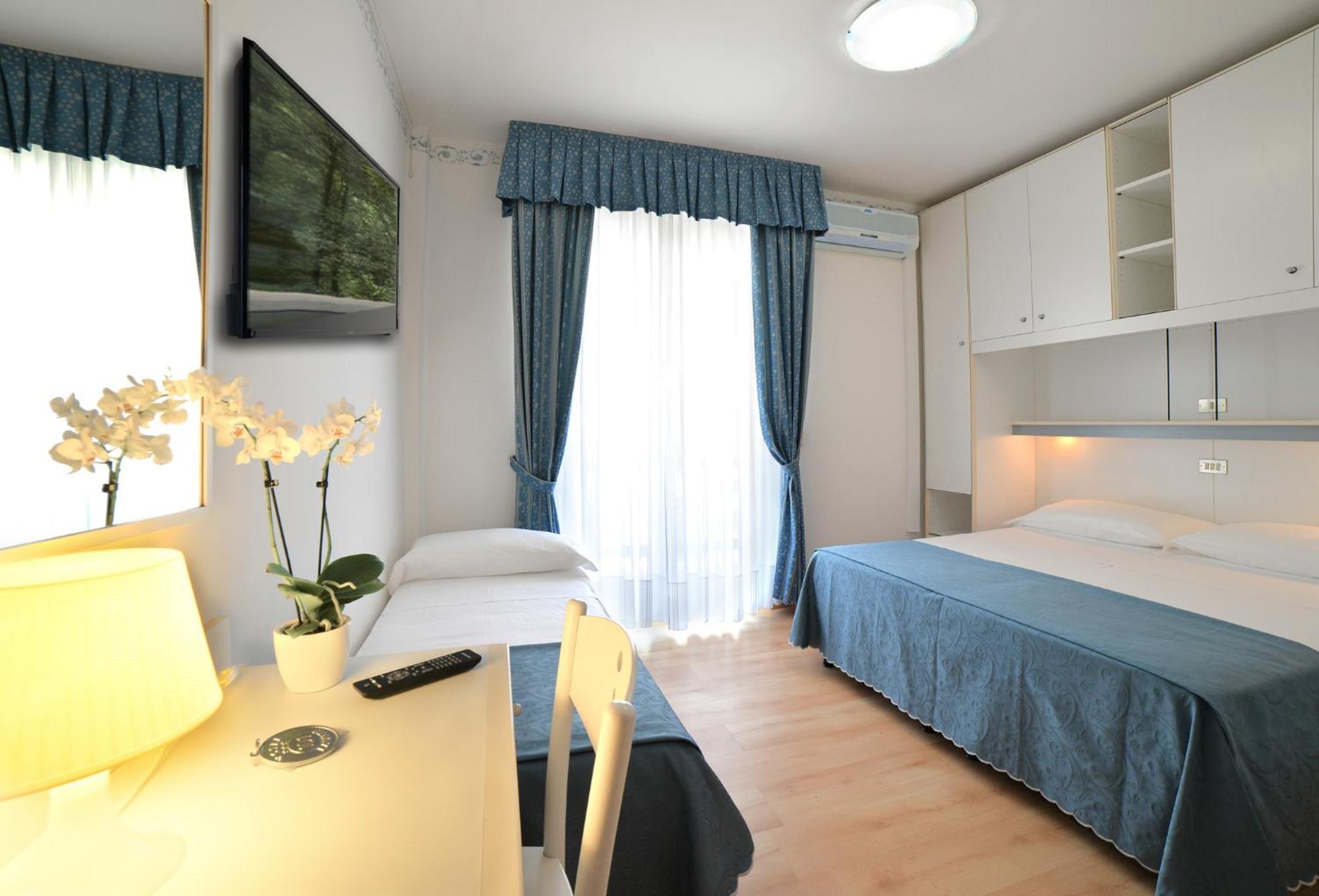 Hotel Laurin Lido di Jesolo Luaran gambar