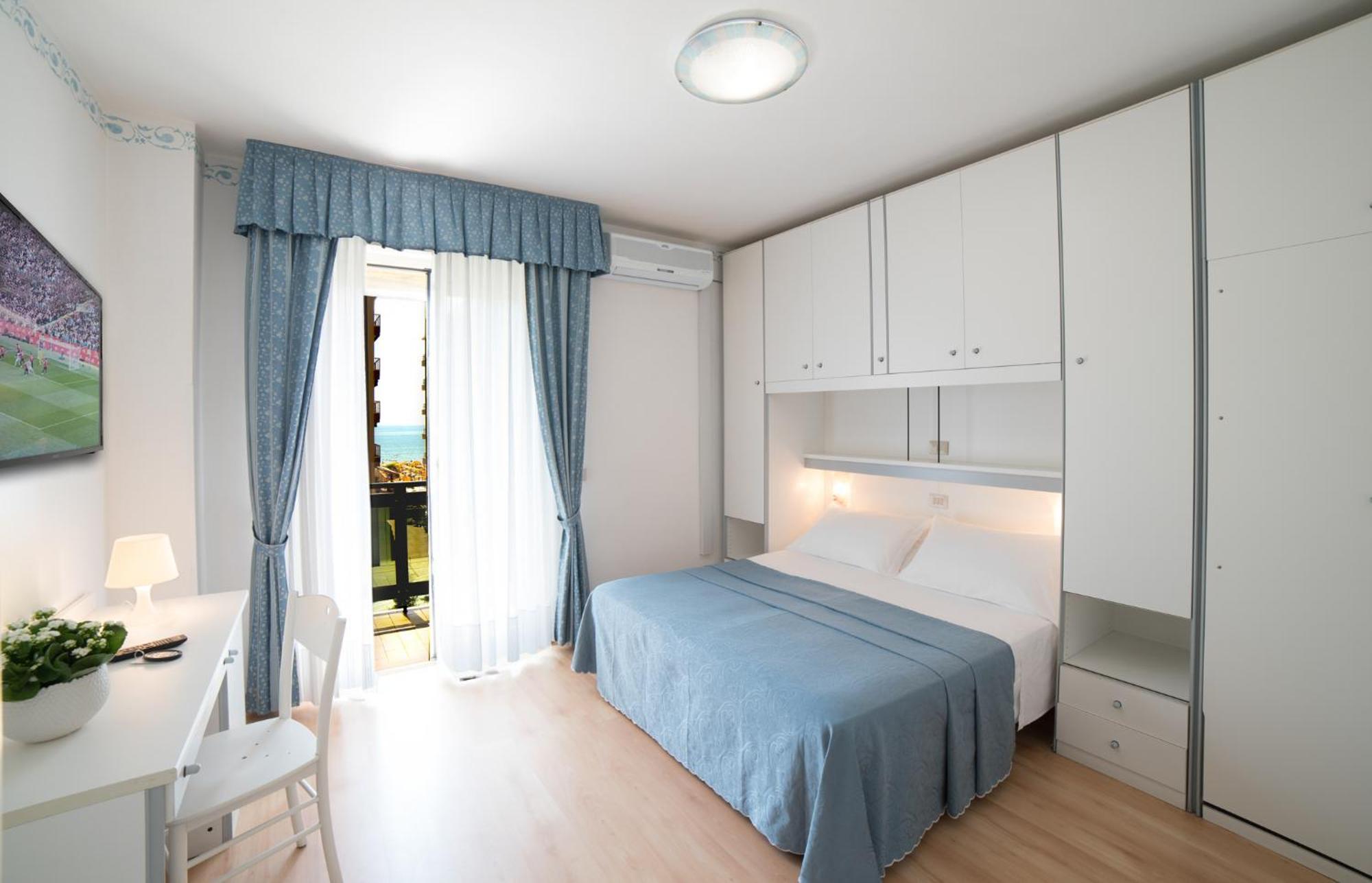 Hotel Laurin Lido di Jesolo Luaran gambar